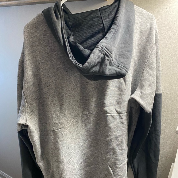 Wore once. Size men’s L - Picture 3 of 3